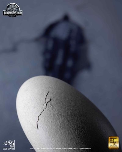 孵化中的暴虐霸王龙