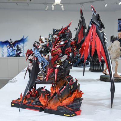 哥斯拉(2023) 等身大半身像