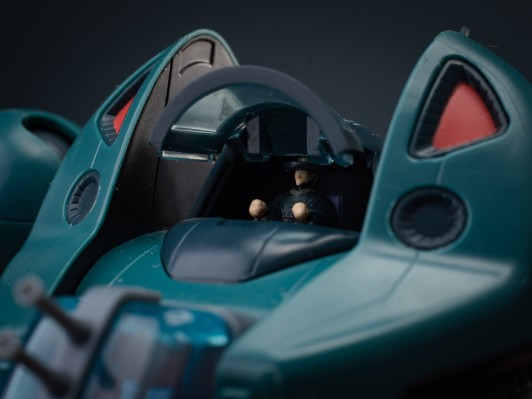 HI-METAL R 战斗机甲萨芬格尔 Government Type（Timp机）