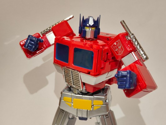 变形金刚大师级 MP-44S 擎天柱