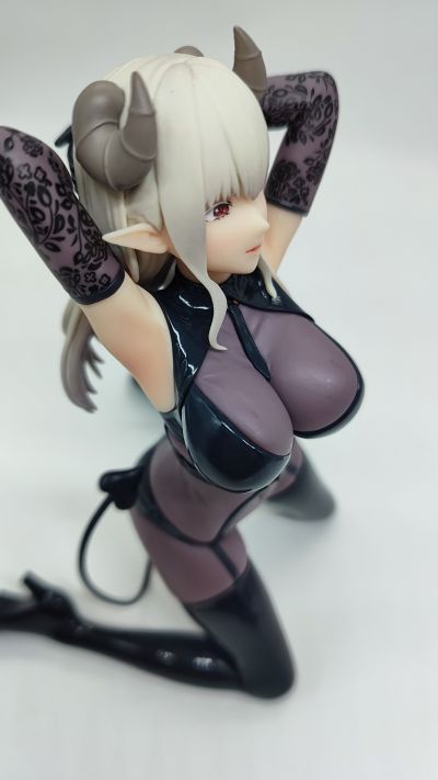 2.5次元的诱惑 握笔之友！ 拉丝塔洛忒~梦幻服装造型~