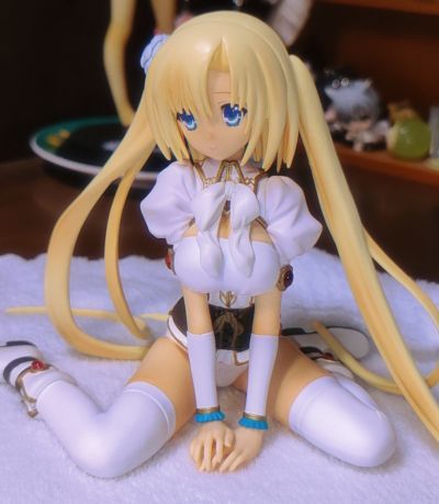 シャイナ・ダルク クリス蒂娜・レイ・ホールデン White Ver. gee!store gee! limited