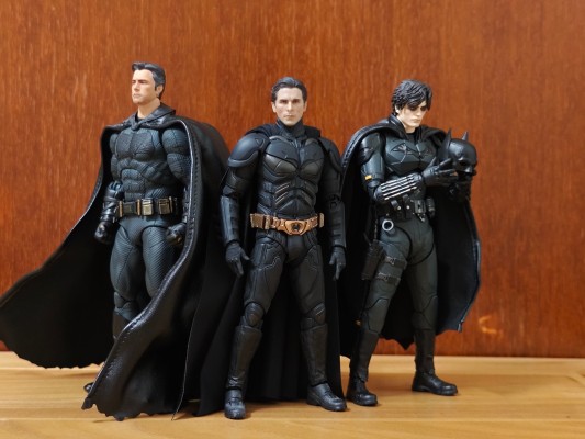 S.H.Figuarts 黑暗骑士 蝙蝠侠