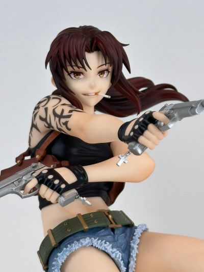 POP UP PARADE 莱薇 L尺寸