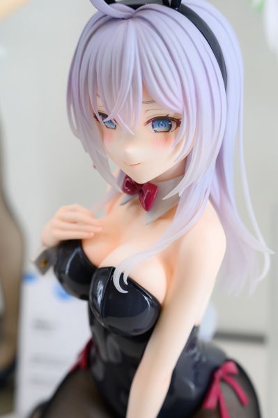 B-style  不时用俄语小声说真心话的邻桌艾莉同学 艾莉莎·米哈伊罗夫纳·九条 兔女郎