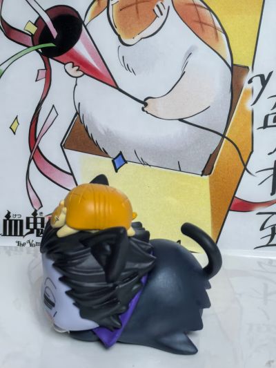 吸血鬼马上死 午睡猫猫迷你手办
