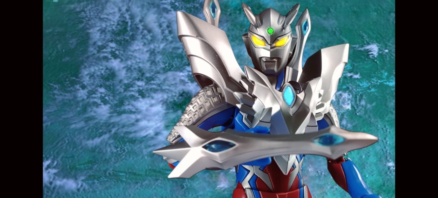 布鲁可超动积木人传奇版 终极赛罗