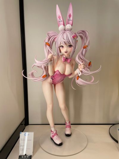 爱丽丝：仙境兔女郎