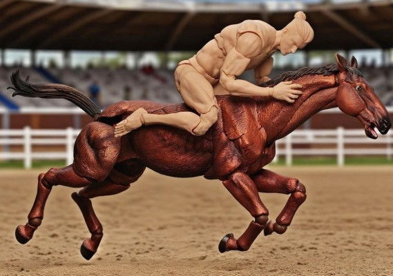 KT Project KT-008 竹谷隆之自在置物 马 着彩