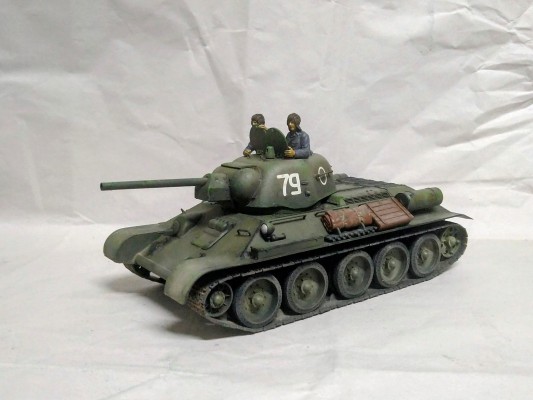 35149 1/35 苏联 T34/76 中型坦克 1943年型