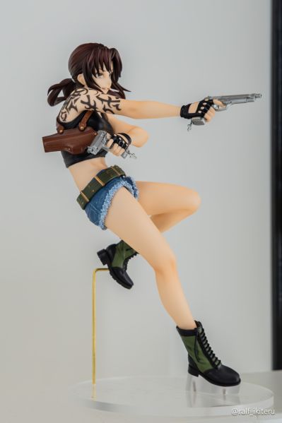 POP UP PARADE 莱薇 L尺寸