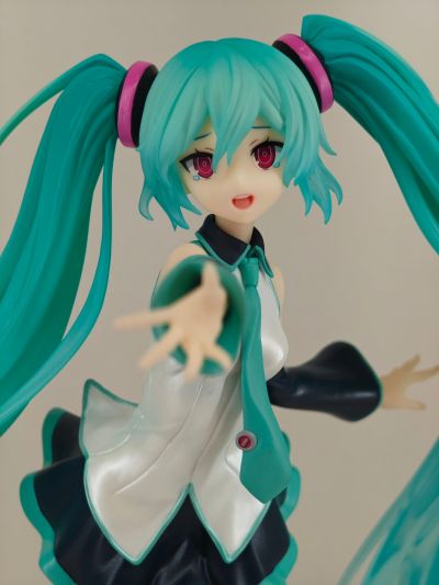 POP UP PARADE 初音未来 就算没有爱只要有你就好 透明色 L尺寸