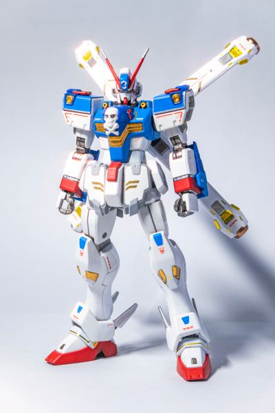 HGUC 机动战士海盗高达 	XM-X3 (F97) 海盗高达X3