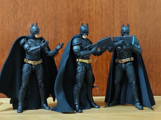 MAFEX  No.053 正义联盟  蝙蝠侠 Ver.3.0 