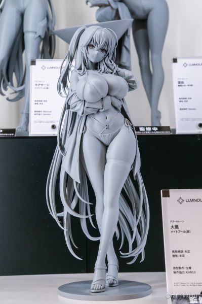 碧蓝航线 埃吉尔 夜间泳池（暫称）