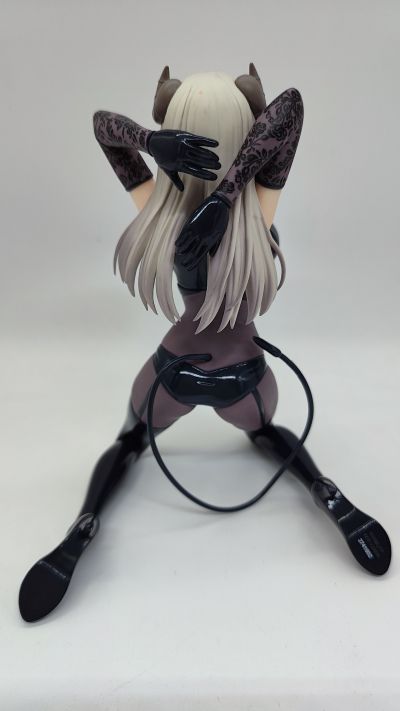 2.5次元的诱惑 握笔之友！ 拉丝塔洛忒~梦幻服装造型~