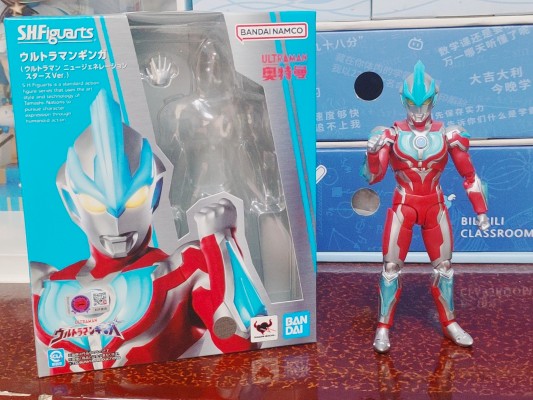 S.H.Figuarts 银河奥特曼（新生代之星）