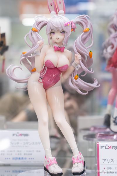 胜利女神：新的希望 爱丽丝 仙境兔女郎