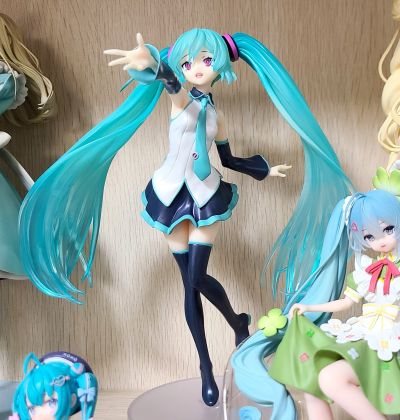 POP UP PARADE 初音未来 就算没有爱只要有你就好 透明色 L尺寸