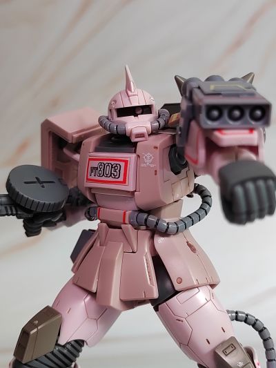HG 1/144  沙漠型扎古 粉色猎豹队机