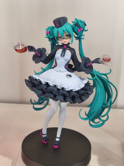 POP UP PARADE 初音未来 眼镜×咖啡厅