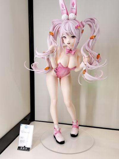 爱丽丝：仙境兔女郎