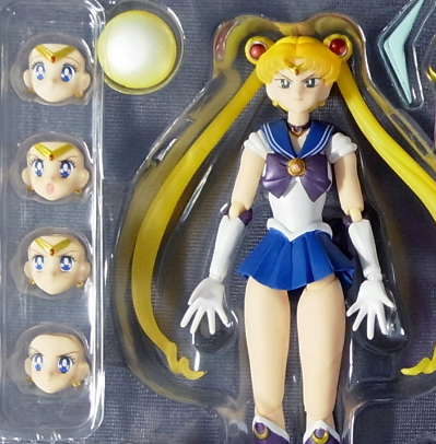 S.H.Figuarts 冒牌水兵月