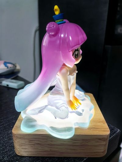 噗妮露是可爱史莱姆动画版 小坐系列奖品人偶 “噗妮露”