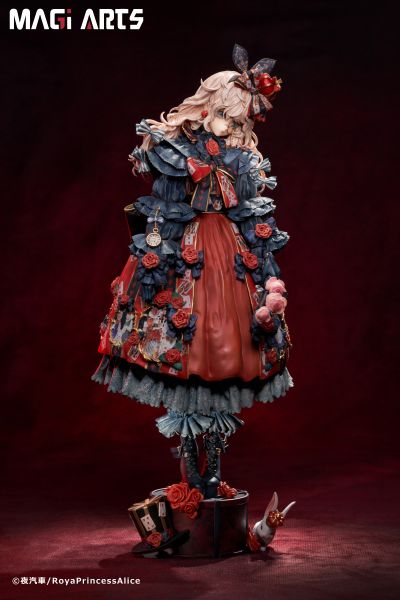 红皇后和爱丽丝公主