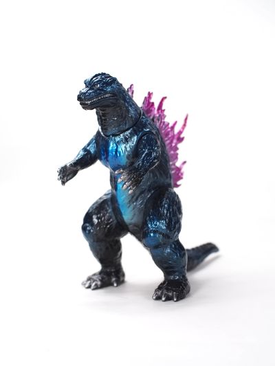 CCP中等尺寸系列【第8弹】哥斯拉（1999）金属色标准版