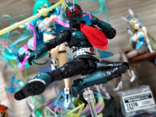 S.H.Figuarts（真骨雕制法） 假面骑士空我 惊异全能形态 真骨雕制法10周年纪念版