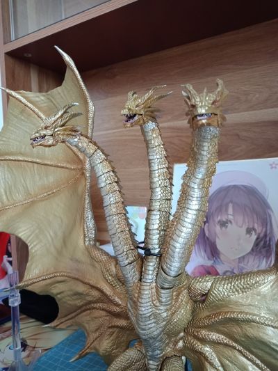 S.H.MonsterArts  哥斯拉2：怪兽之王 基多拉（2019）特别配色版