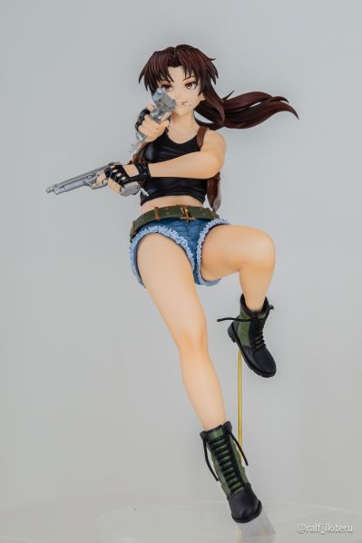 POP UP PARADE 莱薇 L尺寸