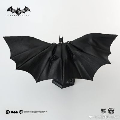 蝙蝠侠-阿卡姆骑士 v8.04战衣蝙蝠侠 1:12成品可动人偶