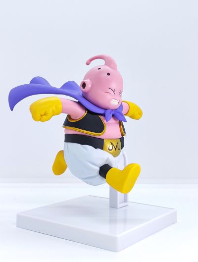 龙珠大魔 小魔人布欧 附带背景板的珍藏人偶