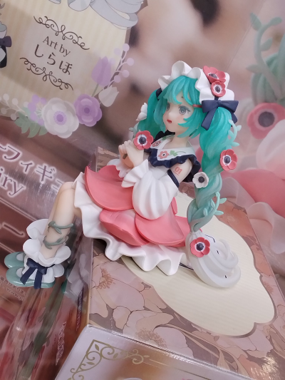 压泡面 初音未来 花仙子 银莲花