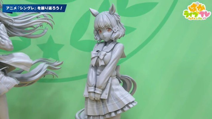 赛马娘 芦毛灰姑娘  双铃莱特