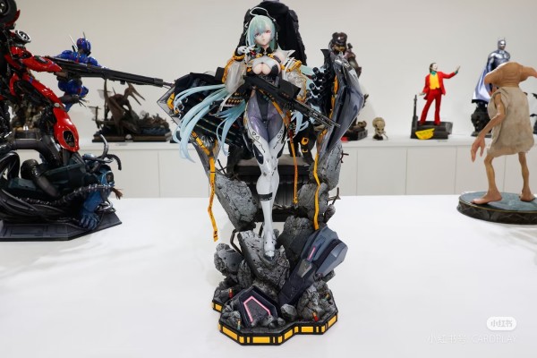 少女前线 LTLX 7000