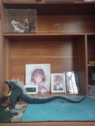 S.H.MonsterArts 哥斯拉：奇异点 终末哥斯拉 / 破灭型哥斯拉