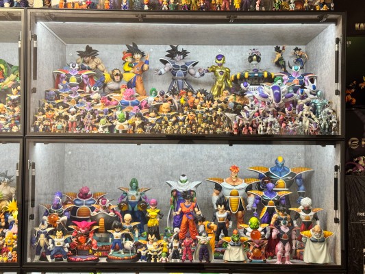 S.H.Figuarts 龙珠Z 布尔玛 -向那美克星进发-