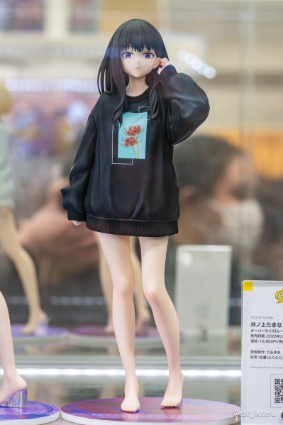 莉可丽丝 井上泷奈 Oversize运动衫