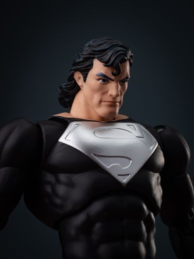 MAFEX No.150  超人(RETURN OF SUPERMAN)