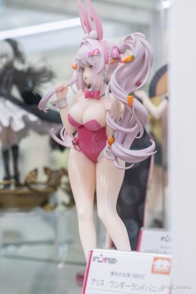 胜利女神：新的希望 爱丽丝 仙境兔女郎