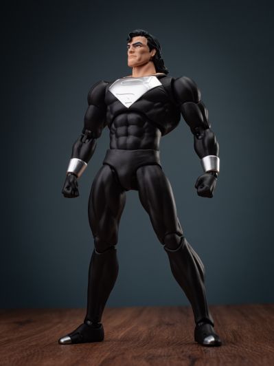 MAFEX No.150  超人(RETURN OF SUPERMAN)