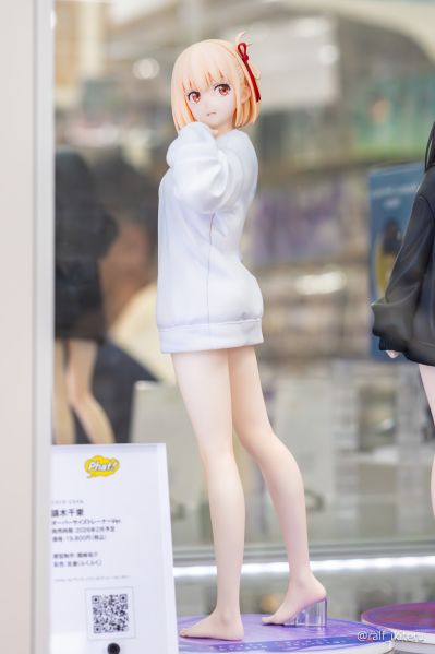 莉可丽丝 井上泷奈 Oversize运动衫