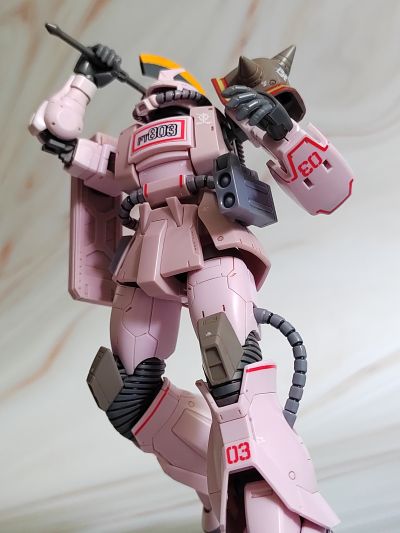HG 1/144  沙漠型扎古 粉色猎豹队机