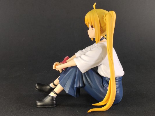 孤独摇滚！动画版  伊地知虹夏 玩具人偶