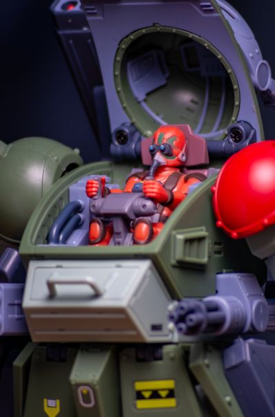 HI-METAL R 装甲骑兵 眼镜斗犬 红色肩部定制型