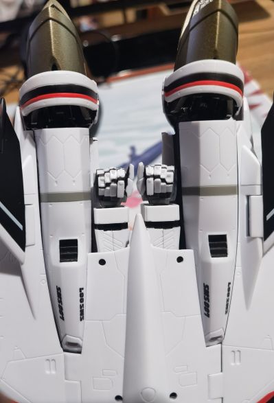 DX超合金 VF-25F 龙卷型弥赛亚女武神（早乙女有人专用）重生版