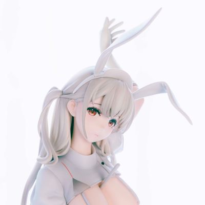 白兔 露比